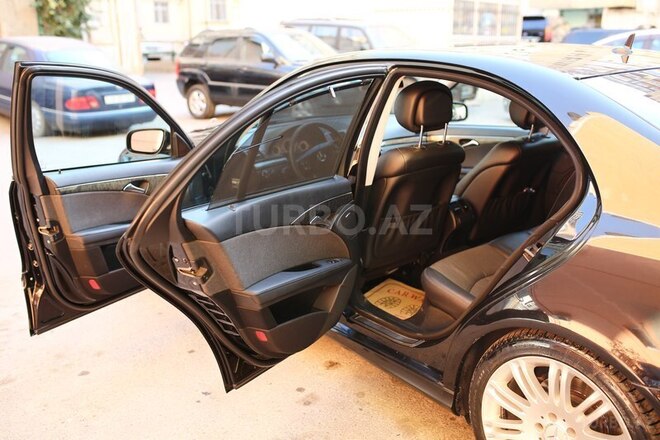 Mercedes E 280 2006, 194,000 km - 3.0 l - Bakı