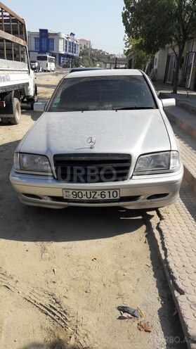 Mercedes C 200 1999, 230,000 km - 2.0 л - Bakı