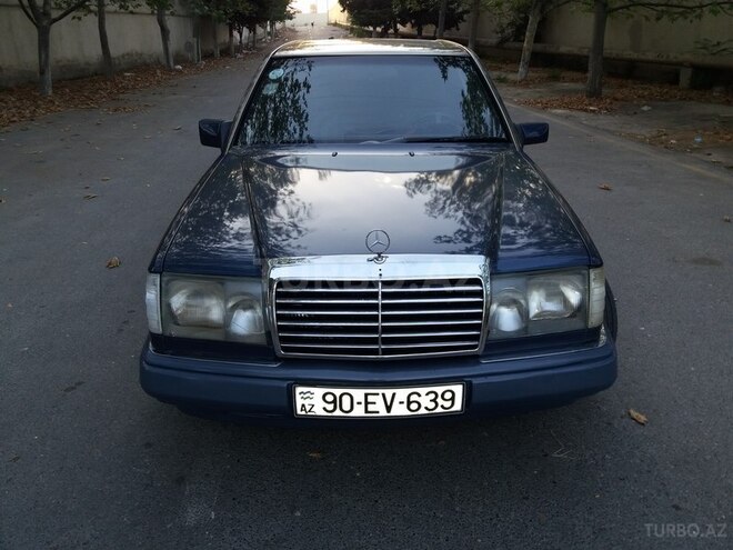 Mercedes E 250 1991, 365,470 km - 2.5 l - Bakı