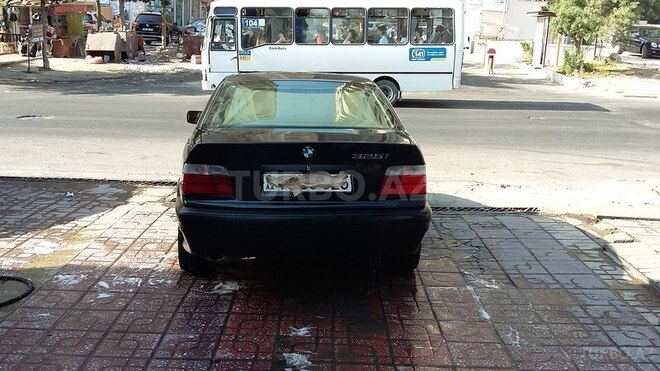 BMW 320 1994, 275,000 km - 2.0 l - Bakı