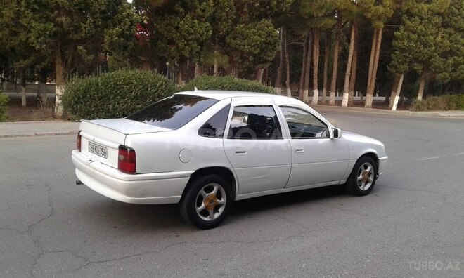 Opel Vectra 1995, 193,000 km - 1.8 l - Sumqayıt
