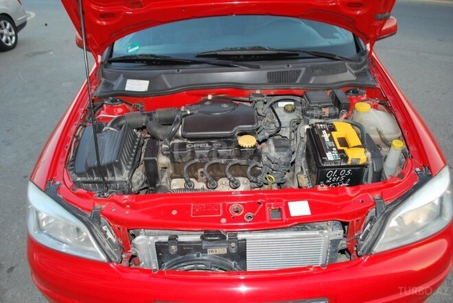 Opel Astra 1999, 279,000 km - 1.6 l - Bakı
