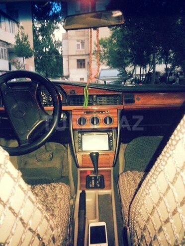 Mercedes E 220 1993, 110,000 km - 0.1 l - Bakı