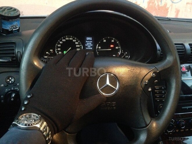 Mercedes C 220 2005, 250,000 km - 2.2 л - Xırdalan