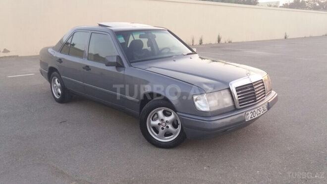 Mercedes E 200 1990, 220,000 km - 2.0 л - Sumqayıt