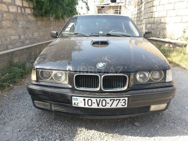 BMW 320 1992, 270,000 km - 2.0 l - Bakı