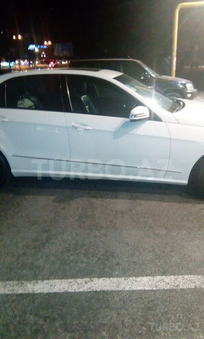 Mercedes E 220 2009, 205,000 km - 2.2 l - Bakı