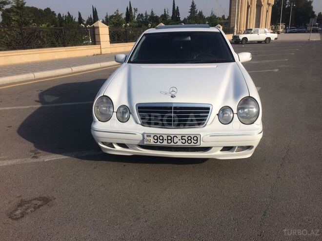 Mercedes E 240 2001, 242,000 km - 2.4 l - Bərdə