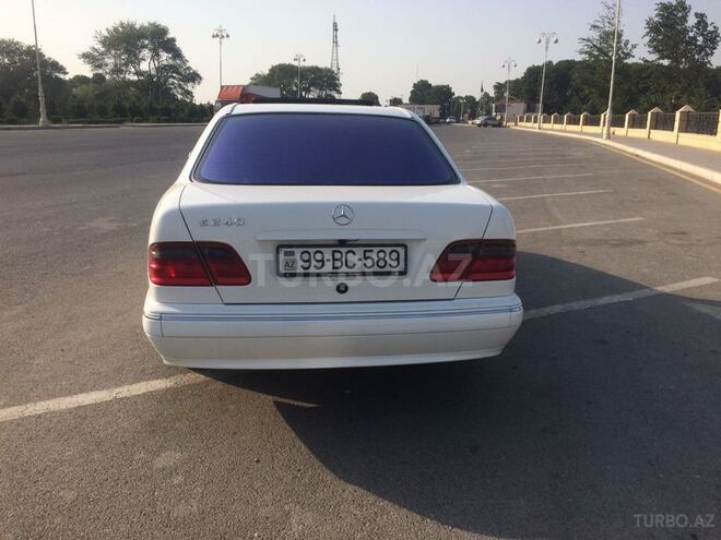 Mercedes E 240 2001, 242,000 km - 2.4 l - Bərdə