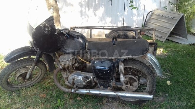 IJ Planeta 4 1991, 85,000 km - 0.4 l - Saatlı
