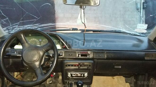 Mazda 3 1994, 300 km - 0.5 л - Şamaxı