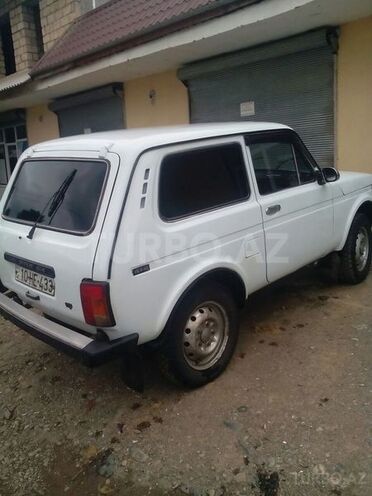 LADA (VAZ) Niva 1998, 400,000 km - 1.7 l - Astara