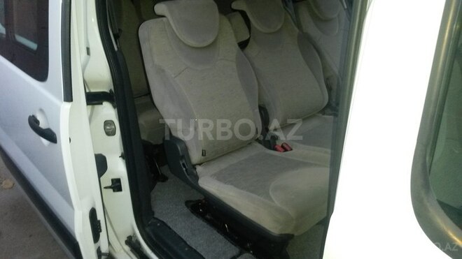 Peugeot  2012, 101,000 km - 2.0 л - Bakı