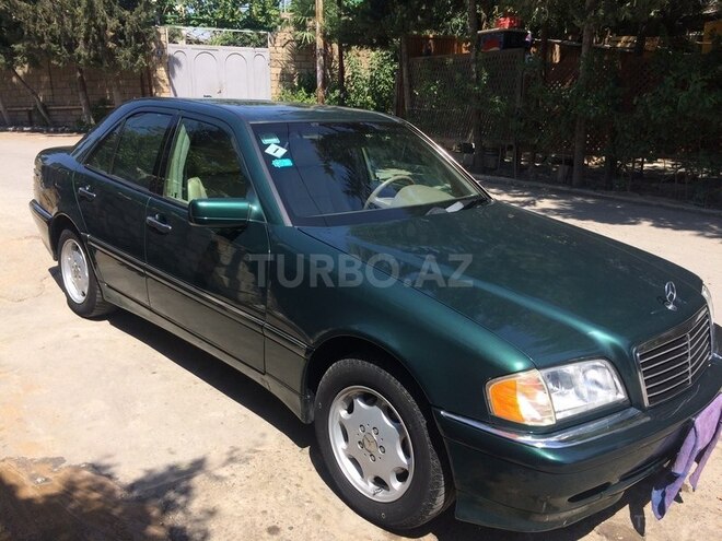Mercedes C 230 2000, 240,000 km - 2.3 l - Bakı