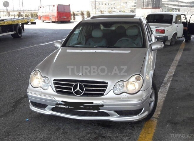 Mercedes C 240 2001, 101,000 km - 2.4 л - Bakı