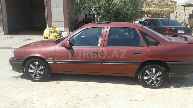 Opel Astra 1995, 270,000 km - 2.0 l - Sumqayıt