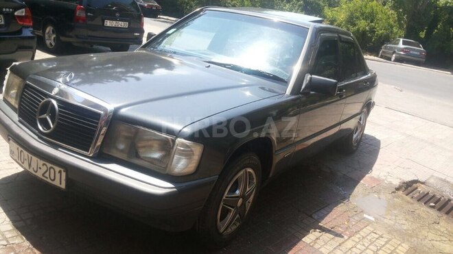 Mercedes 190 1992, 240,000 km - 2.0 l - Bakı