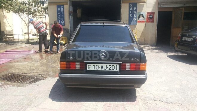 Mercedes 190 1992, 240,000 km - 2.0 l - Bakı