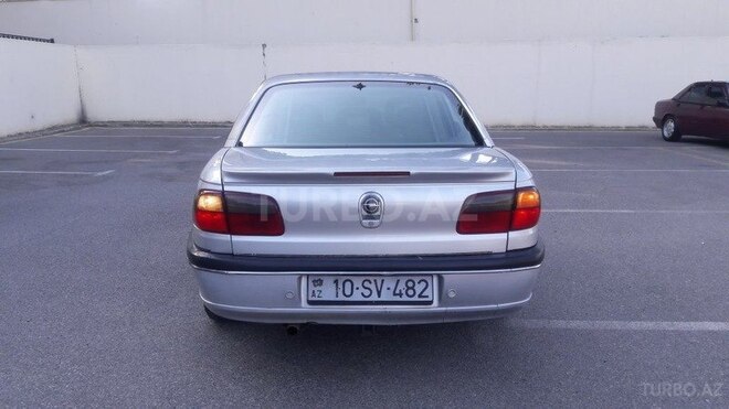Opel Omega 1998, 256,000 km - 2.0 л - Sumqayıt