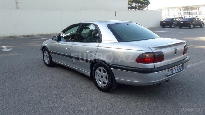 Opel Omega 1998, 256,000 km - 2.0 л - Sumqayıt
