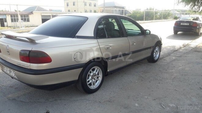 Opel Omega 1998, 267,000 km - 2.0 л - Sumqayıt