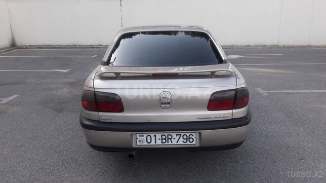 Opel Omega 1998, 267,000 km - 2.0 л - Sumqayıt