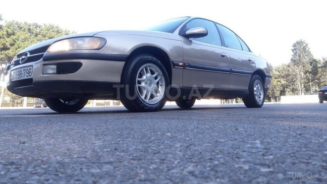 Opel Omega 1998, 267,000 km - 2.0 л - Sumqayıt