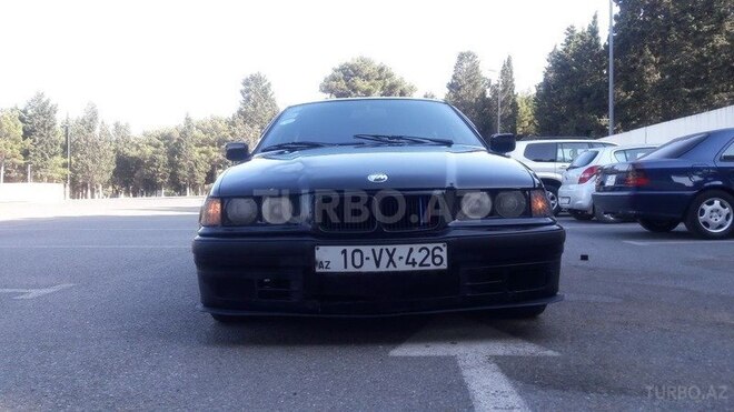 BMW 318 1994, 269,000 km - 1.8 л - Sumqayıt