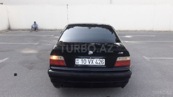 BMW 318 1994, 269,000 km - 1.8 л - Sumqayıt