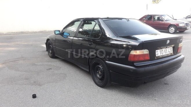 BMW 318 1994, 269,000 km - 1.8 л - Sumqayıt