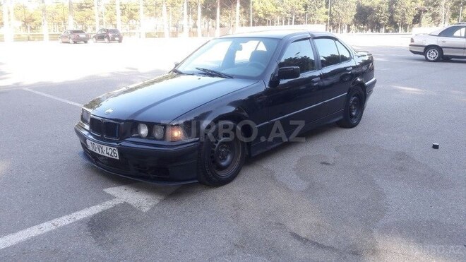 BMW 318 1994, 269,000 km - 1.8 л - Sumqayıt