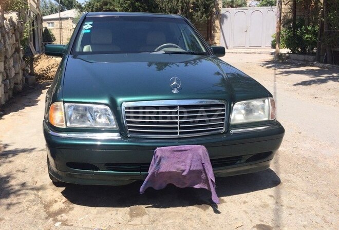 Mercedes C 230 2000, 240,000 km - 2.3 l - Bakı