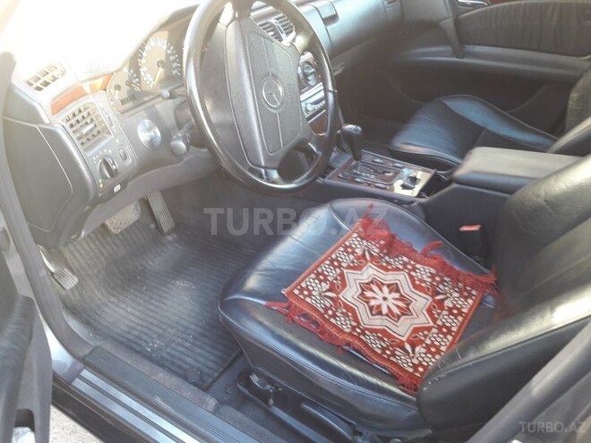 Mercedes E 220 1998, 223,000 km - 2.2 l - Bakı
