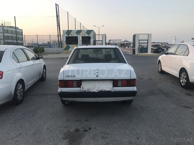 Mercedes 190 1988, 453,878 km - 2.0 l - Bakı