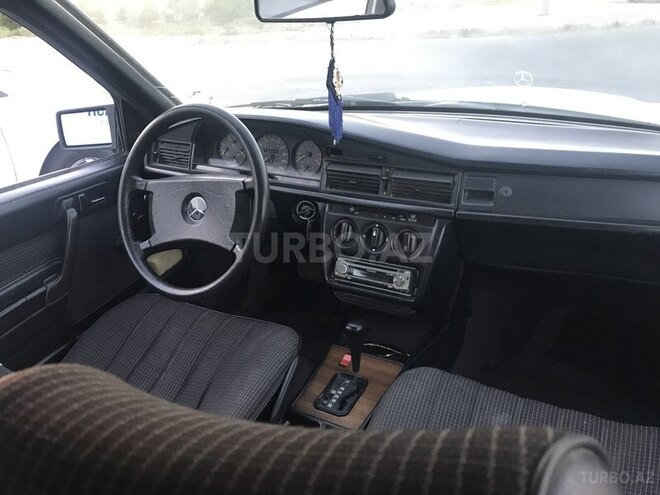 Mercedes 190 1988, 453,878 km - 2.0 l - Bakı