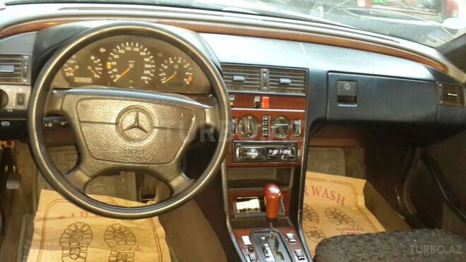 Mercedes C 180 1994, 250,000 km - 1.8 l - Bakı