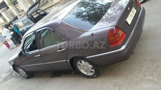 Mercedes C 180 1994, 250,000 km - 1.8 l - Bakı