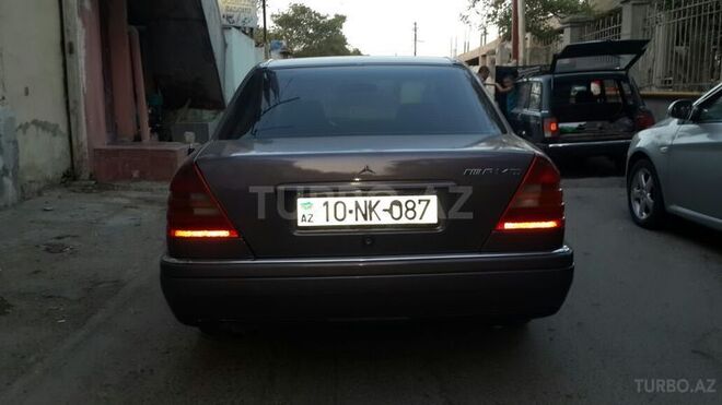 Mercedes C 180 1994, 250,000 km - 1.8 l - Bakı