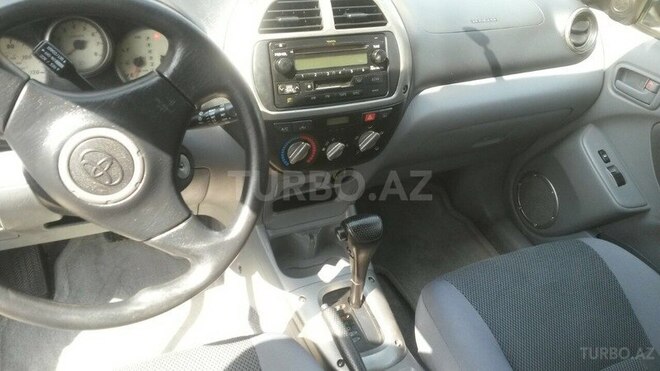 Toyota RAV4 2003, 130,000 km - 2.0 l - Goranboy