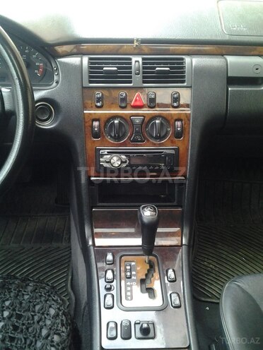 Mercedes E 280 1998, 331,000 km - 2.8 l - Bakı