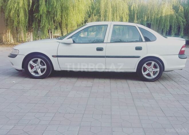 Opel Vectra 1997, 234,000 km - 2.0 l - Ağdaş