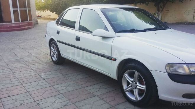 Opel Vectra 1997, 234,000 km - 2.0 l - Ağdaş