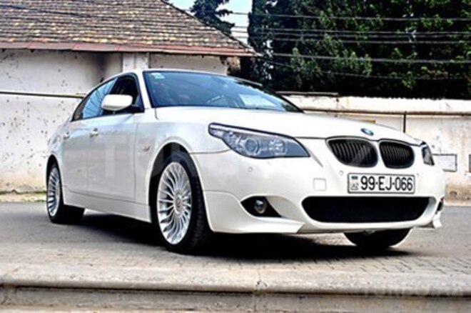 BMW 525 2006, 21,000 km - 2.5 l - Şəki