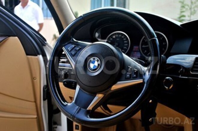 BMW 525 2006, 21,000 km - 2.5 l - Şəki