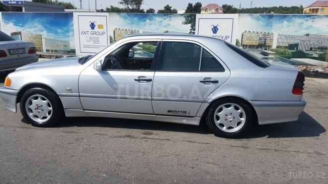Mercedes C 240 2000, 254,000 km - 2.4 l - Bakı