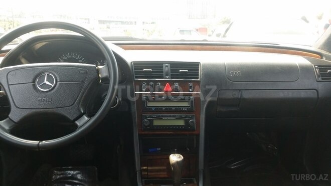 Mercedes C 240 2000, 254,000 km - 2.4 l - Bakı