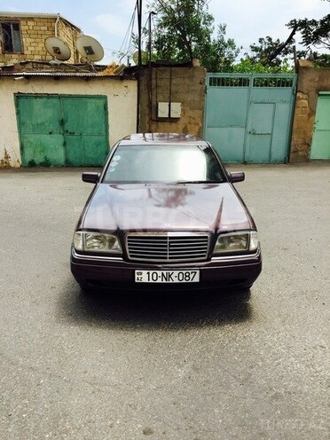 Mercedes C 180 1995, 245,000 km - 1.8 l - Bakı