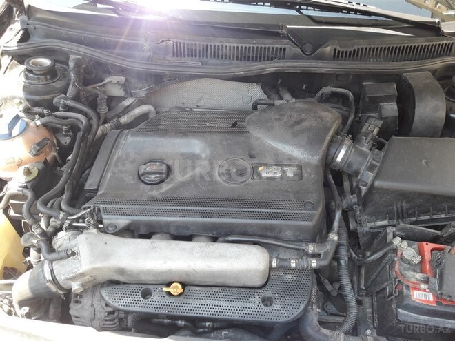 Volkswagen Jetta 2002, 148,600 km - 1.8 l - Bakı