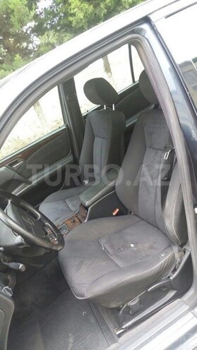 Mercedes E 300 1996, 267,000 km - 3.0 l - Sumqayıt