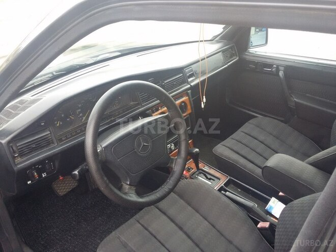 Mercedes 190 1993, 290,000 km - 2.0 л - Bakı